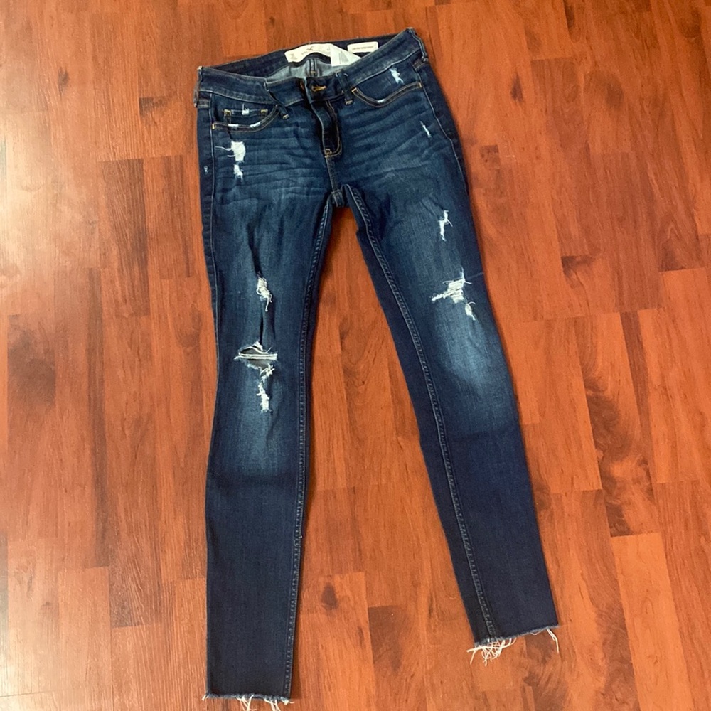 Hollister Low Rise Super Skinny Women’s Jeans